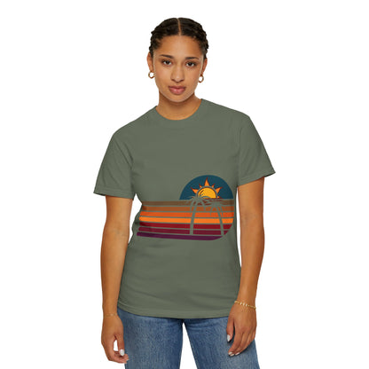 Retro Sunset Palm T-Shirt | Vintage Summer Vibes Tee