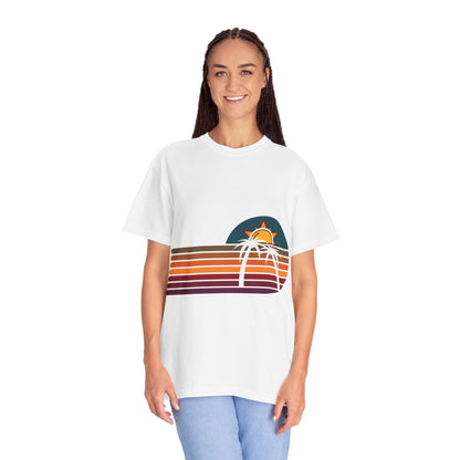 Retro Sunset Palm T-Shirt | Vintage Summer Vibes Tee