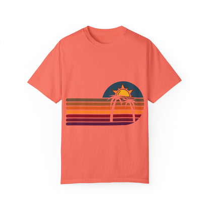 Retro Sunset Palm T-Shirt | Vintage Summer Vibes Tee