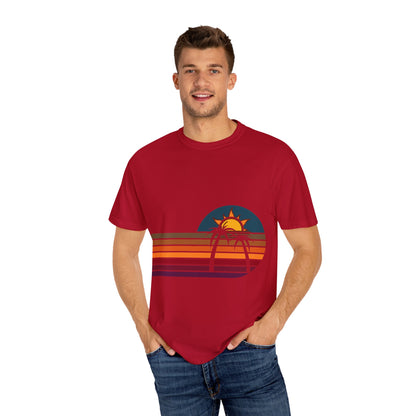 Retro Sunset Palm T-Shirt | Vintage Summer Vibes Tee